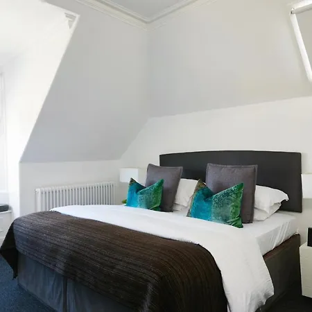 94dr Edinburgh