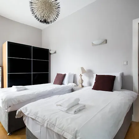 Innercitylets - Royal Mile Edimburgo