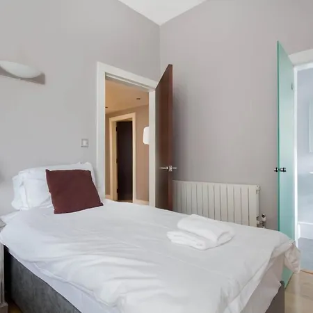 Innercitylets - Royal Mile Edimburgo