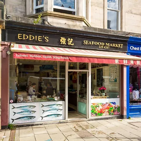 The Address - Classic Marchmont Charm Apartman