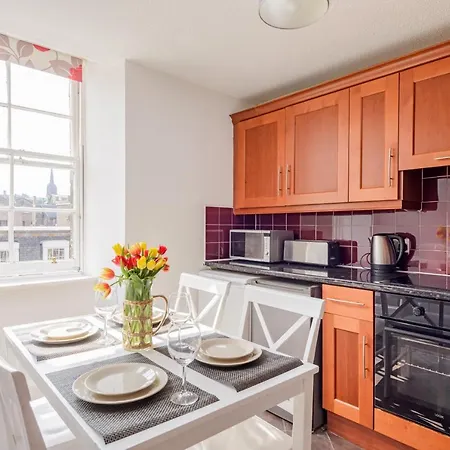 The South Bridge Edinburgh