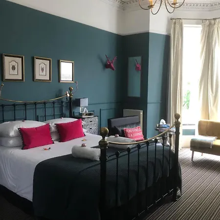 Albyn Townhouse Pensionat 4*