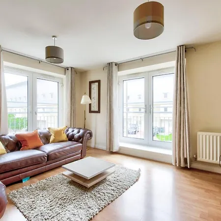 Guestready - Bright & Beautiful 2Br Flat - Free Parking Appartement *