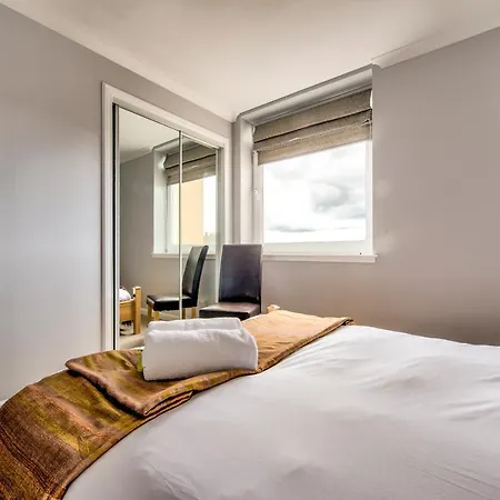 Altido Gorgeous 2br City Centre Apt With Parking Edinburgh