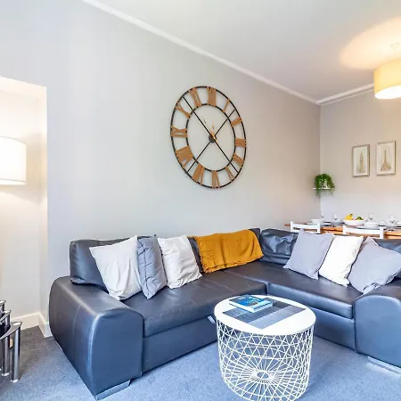 Pass The Keys Spacious And Homely Flat On The Royal Mile *