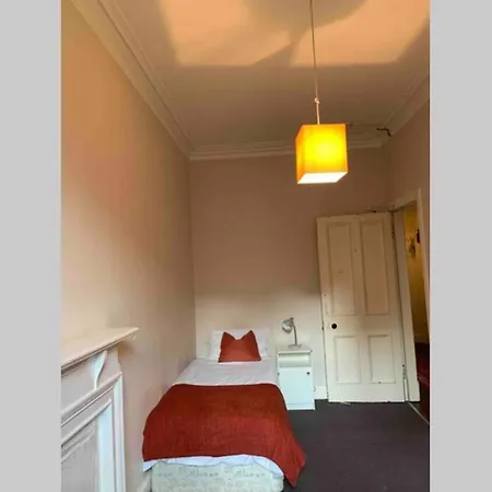 Lovely And Spacious 5 Bed Flat In Marchmont. Apartmán *