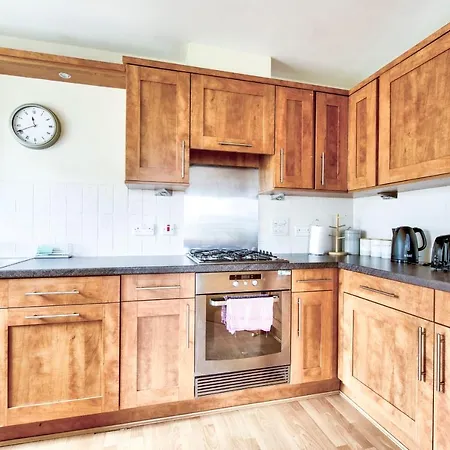 Guestready - Bright & Beautiful 2Br Flat - Free Parking * Edinburgh