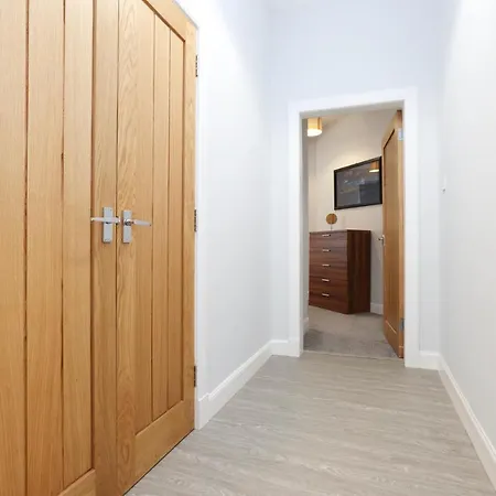 Stunning 2 Bed Nr The Royal Mile & The Castle Lägenhet *