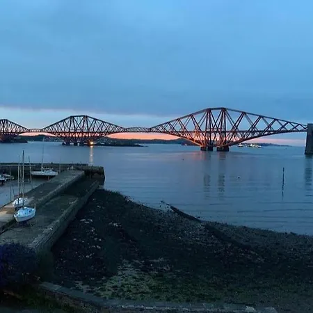 The Stag Head Otel Edinburgh
