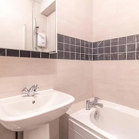 Apartment Pass The Keys Spacious And Homely Flat On The Royal Mile *