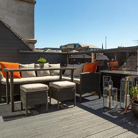 The Rooftop Terrace Edinburgh