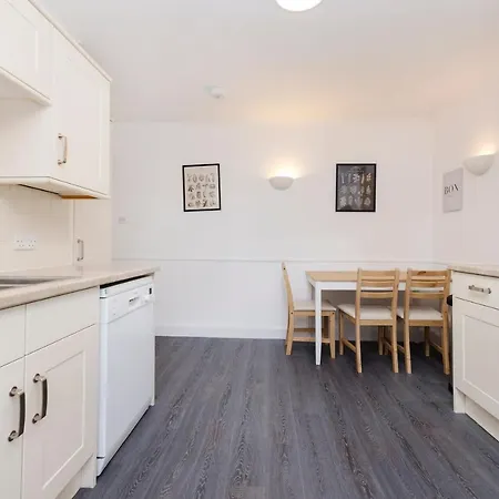 Apartman Joivy Beautiful Mews Near Princes Street *