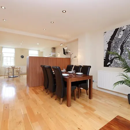 דירה Joivy Spacious 2 Bed,2 Bath Flat, Free Parking And Rooftop Terrace *