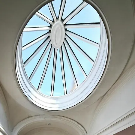 Halcyon House 3* Edinburgh