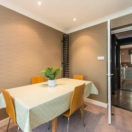 Royal Mile & Arthur's Seat Apt With Private Parking Edinburgh