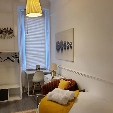 Apartment Leith Spectacular By Sensational Short Lets & Serviced With 6 Separate Beds & 2 Baths Edinburgh