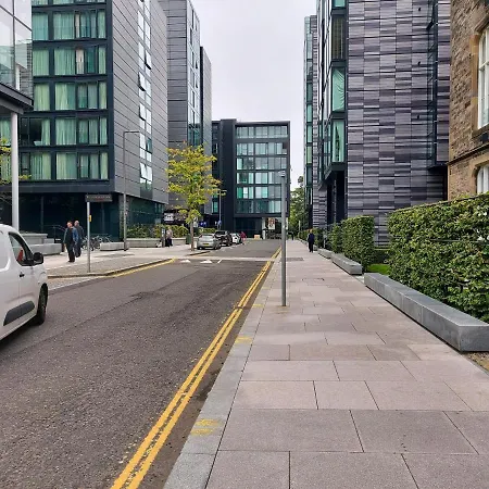 Quartermile Luxury Landing Apartmán *