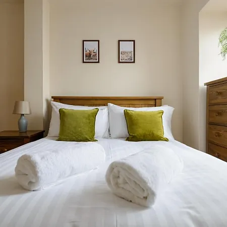 The Cockburn Courtyard By Calton Living Apartment *