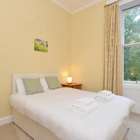 By The Meadows, Close To Centre Lägenhet