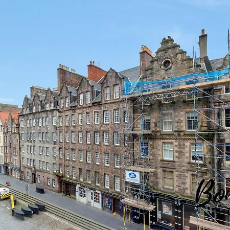 Apartment Royal Mile 4br-3ba - Views & Free Parking By Bonjour Residences