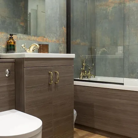 Holyrood New Appartement