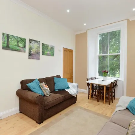 By The Meadows, Close To Centre * Edinburg