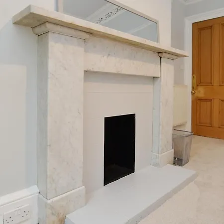 By The Meadows, Close To Centre Appartement