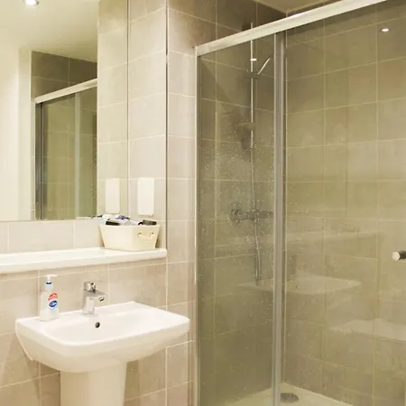 Apartamento Modern By Leith Walk Edimburgo