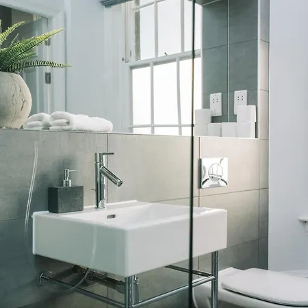 Joivy Modern 1 Bed Flat Next To Haymarket Station * Edinburgh