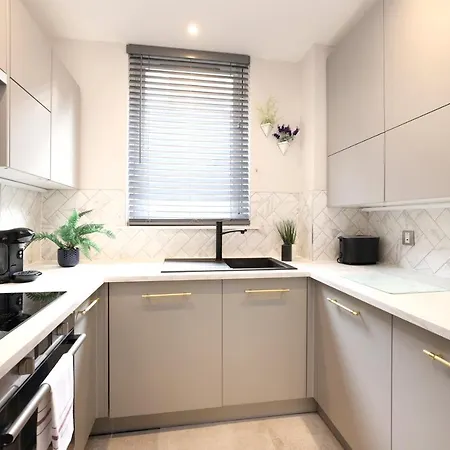 公寓 Joivy Modern 1 Bed Flat In West End, Close To Princes Gardens
