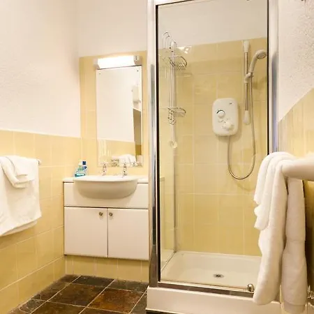 Guest house Garlands *