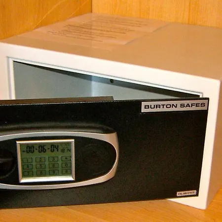 Guest house Garlands