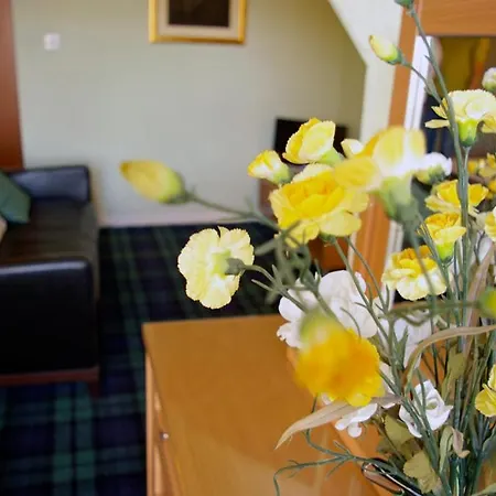 Guest house Garlands