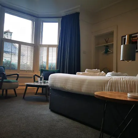 The Balerno Inn *