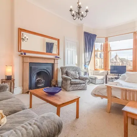 Apartament Spacious And Bright Property, In Chic Morningside! Sleeps Up To 6 Guests Edynburg