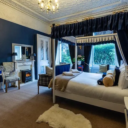 East Claremont * Edinburgh