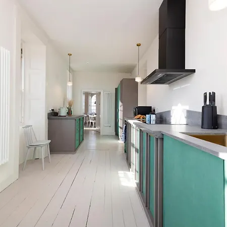 Joivy Observatory House & * Edinburgh