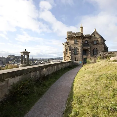 Joivy Observatory House & * Edimburgo