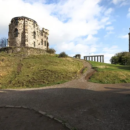 Joivy Observatory House & * Edinburgh