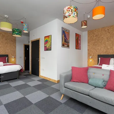 호텔 On The Walk 3*