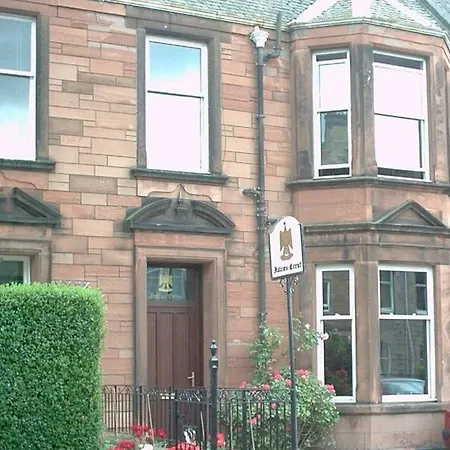 Falcon Crest Guest house 3*