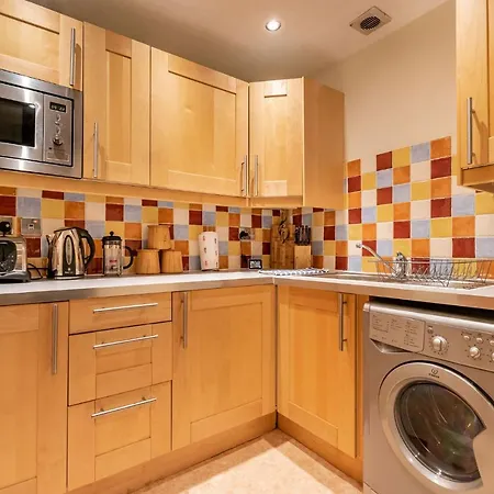 Amazing - Torphichen Place By Haymarket אדינבורו