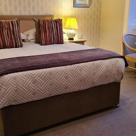 Kew House 5*