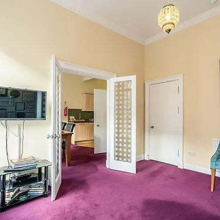 Tron Kirk Apartment Edinburgh