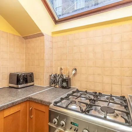 Pass The Keys 2 Beds Flat With Private Entrance In Centre - Sleeps 4 Apartamento