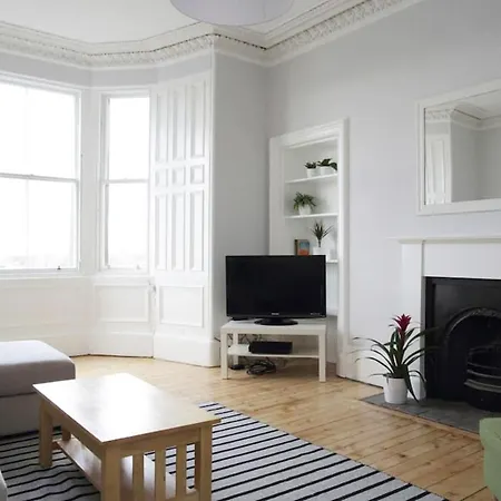 Stylish Centre - D Terrace