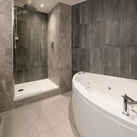 Voco - Haymarket By Ihg Hotel 4*