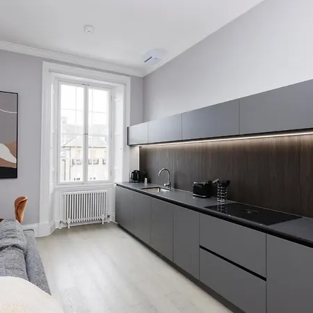 Joivy Luxurious On Notable George Street Edimburgo