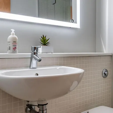 Apartament Amazing - Cables Wynd Near The Shore - Free Parking *