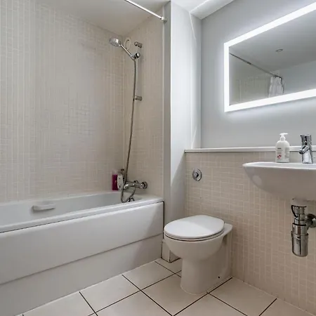 Apartment Amazing - Cables Wynd Near The Shore - Free Parking Edinburgh